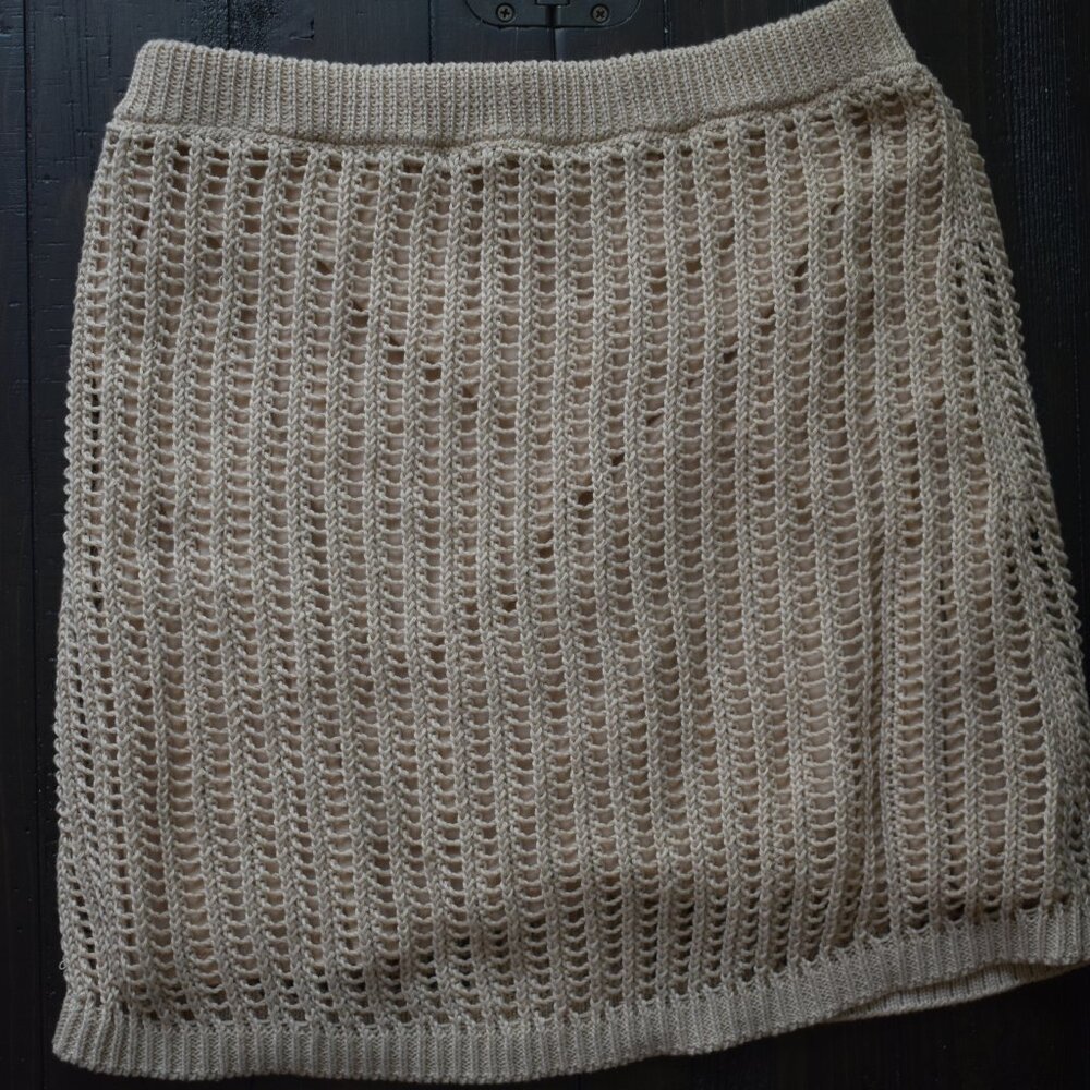 Used Medium Size knit taupe mini skirt by Poof New York